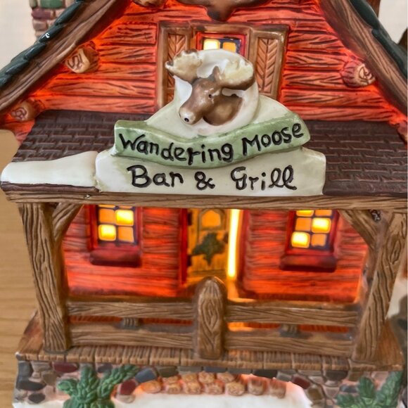 Vtg Santas Workbench Wandering Moose Bar & Grill Lighted Christmas Village 2000 - Picture 5 of 10
